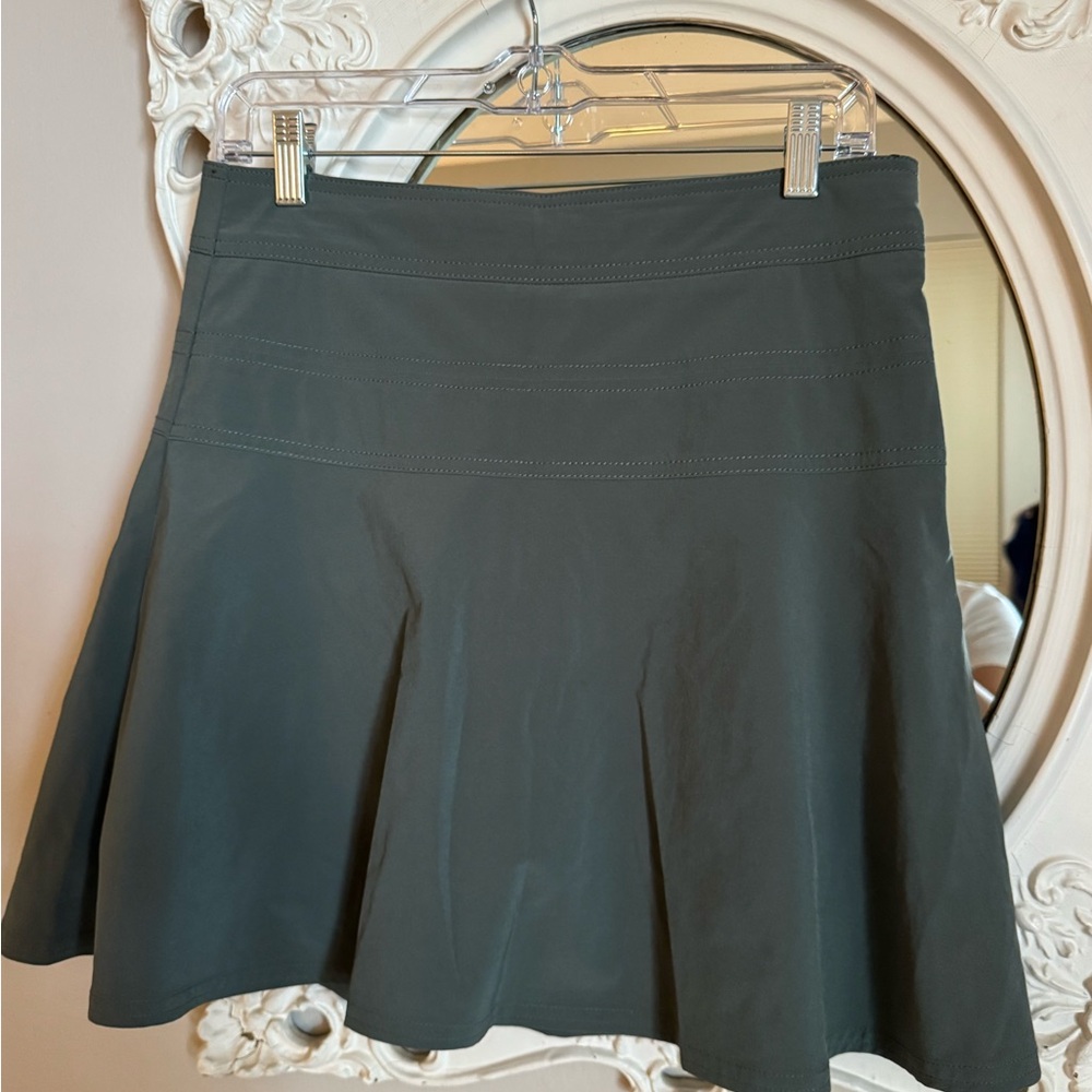 Athleta Green Skort